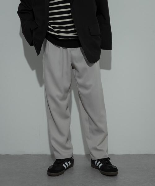 SENSE OF PLACE by URBAN RESEARCH(センスオブプレイスバイアーバンリサーチ)の「ウールライクダブルタックテーパードパンツ(その他パンツ・メンズ・ライトベージュ/ネイビー/チャコールグレー/ブラック・LARGE/SMALL/MEDIUM)」の14枚目の写真