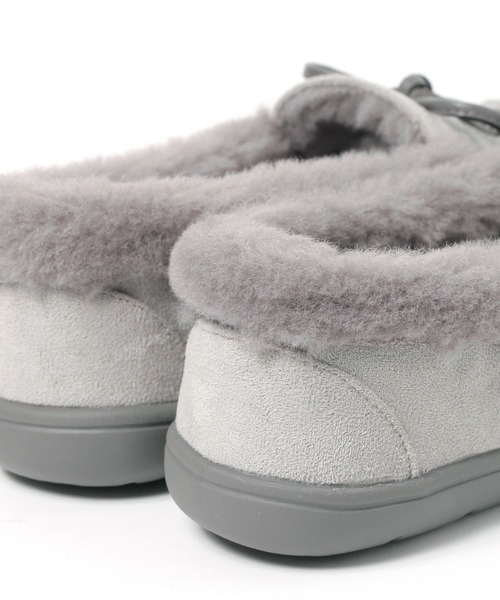 studio CLIP(スタディオクリップ)の「撥水ファーモカシン(モカシン/デッキシューズ・レディース・ライトグレー/グレー/ベージュ/ブラック・SMALL/LARGE/MEDIUM)」の9枚目の写真