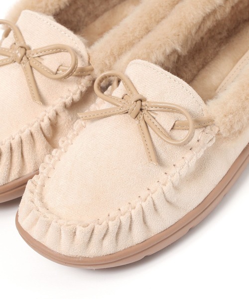 studio CLIP(スタディオクリップ)の「撥水ファーモカシン(モカシン/デッキシューズ・レディース・ライトグレー/グレー/ベージュ/ブラック・SMALL/LARGE/MEDIUM)」の10枚目の写真