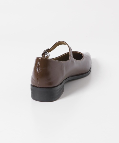 URBAN RESEARCH ROSSO WOMEN（アーバンリサーチ　ロッソ）の「MOHI　ストラップフラットシューズ（パンプス・レディース・ブラウン・37）」の4枚目の写真