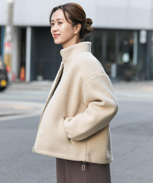 URBAN RESEARCH DOORS（アーバンリサーチドアーズ）の「スタンドカラーボアブルゾン（ブルゾン・レディース・グレー系その他/アイボリー・MEDIUM）」の5枚目の写真