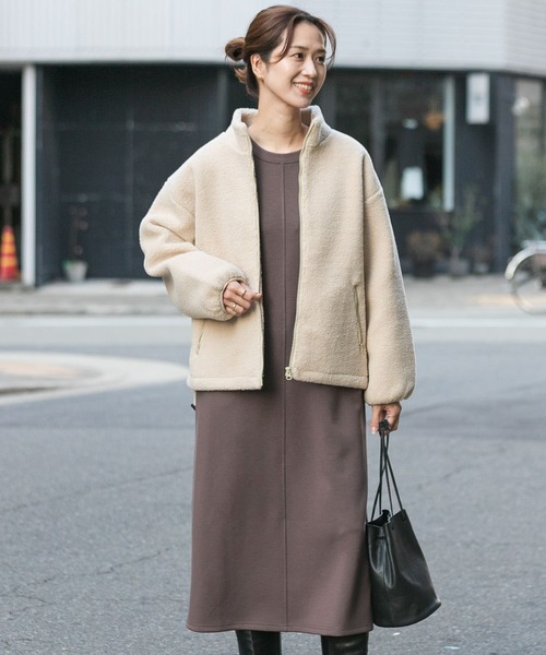 URBAN RESEARCH DOORS（アーバンリサーチドアーズ）の「スタンドカラーボアブルゾン（ブルゾン・レディース・グレー系その他/アイボリー・MEDIUM）」の7枚目の写真