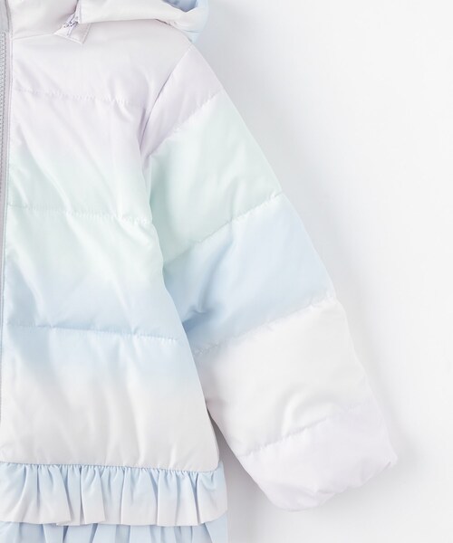 SHOO・LA・RUE（シューラルー）の「◆【110-140cm/撥水】フード2WAY総柄フリルブルゾン（ブルゾン・キッズ・ベージュ系その他3/ブラック系/パープル系1・11/12/13/14）」の4枚目の写真