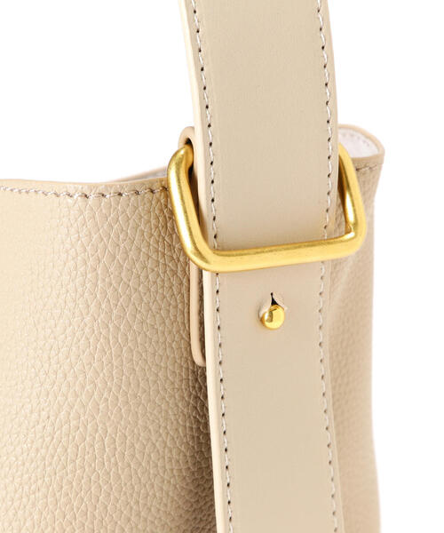 N.（N. Natural Beauty Basic）（エヌエヌナチュラルビューティーベーシック）の「シボフェイクレザーソフトホーボーバッグ（ショルダーバッグ・レディース・ベージュ/ブラック・ﾌﾘ-）」の22枚目の写真