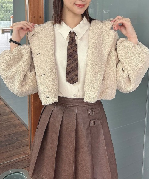 F i.n.t(フィント)の「リボン付きボアショートコート/fint(その他アウター・レディース・アイボリー/ピンクベージュ・FREE)」の17枚目の写真