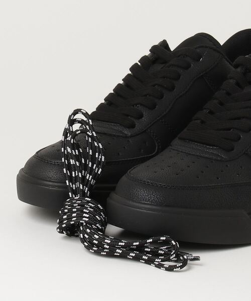 TORNADO MART（トルネードマート）の「TORNADO MART∴MIDカットスニーカー（スニーカー・メンズ・ホワイト/ブラック・M/L/S）」の4枚目の写真