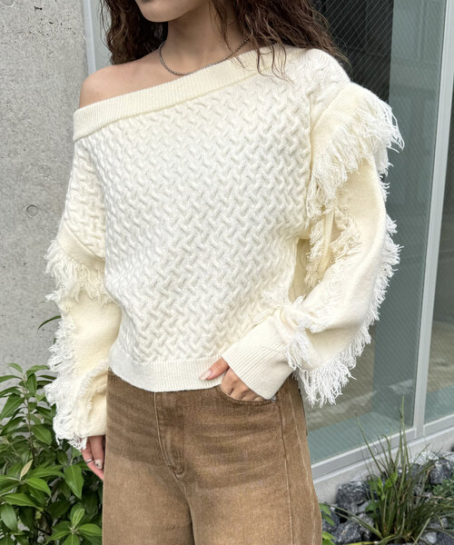 mline（エムライン）の「[mline]オフショルフリンジニット（パーカー・レディース・アイボリー/チャコールグレー/ベージュ・FREE）」の6枚目の写真