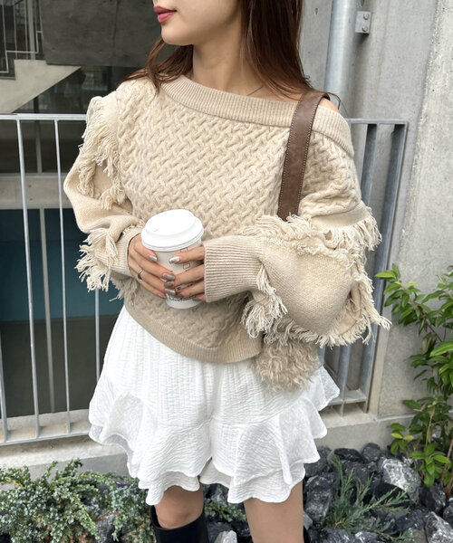 mline（エムライン）の「[mline]オフショルフリンジニット（パーカー・レディース・アイボリー/チャコールグレー/ベージュ・FREE）」の17枚目の写真