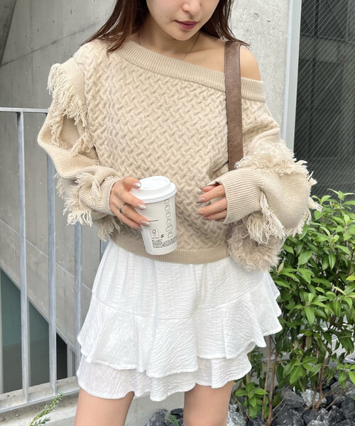 mline（エムライン）の「[mline]オフショルフリンジニット（パーカー・レディース・アイボリー/チャコールグレー/ベージュ・FREE）」の19枚目の写真