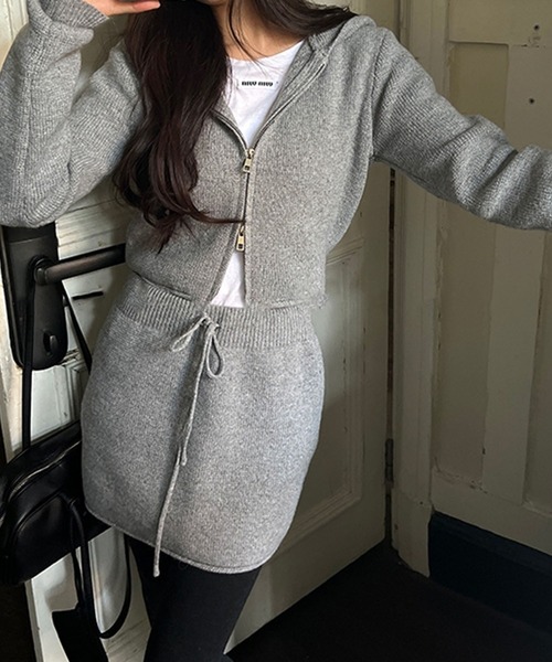 LYEON(リヨン)の「ブークレニットダブルジップパーカー&スカートセット(パーカー・レディース・グレー/ブラック/ホワイト/ベージュ・FREE)」の18枚目の写真