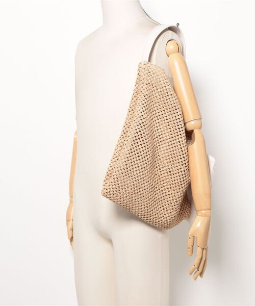 CHRISTIAN VILLA（クリスチャンヴィラ）の「【CHRISTIAN VILLA】レザーハンドルメッシュバッグ(Q56309)（トートバッグ・レディース・ブラック系その他/ホワイト系その他/ベージュ系その他・ALL）」の8枚目の写真