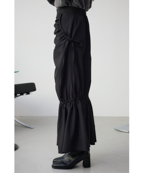 AZUL by moussy（アズールバイマウジー）の「ギャザーマーメイドリボンスカート（スカート・レディース・アイボリー/ブラック・MEDIUM/SMALL）」の8枚目の写真