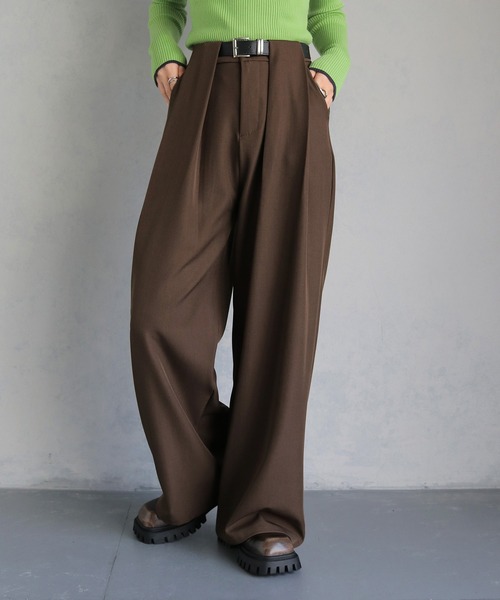 cheriella（シェリエラ）の「【cheriella】ベルト付きタックワイドパンツ BELTED TUCK WIDE PANTS（その他パンツ・レディース・グレー/ブラウン/ブラック・M/S）」の18枚目の写真