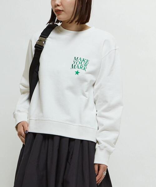 CONVERSE TOKYO(コンバーストウキョウ)の「ONEPOINT LOGO EMBROIDERY SWEAT(スウェット・レディース・ホワイト/チャコールグレー/パープル/サックスブルー・FREE)」の19枚目の写真