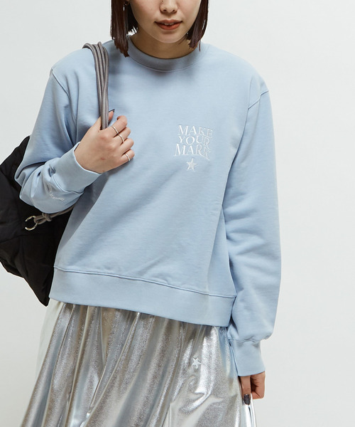 CONVERSE TOKYO(コンバーストウキョウ)の「ONEPOINT LOGO EMBROIDERY SWEAT(スウェット・レディース・ホワイト/チャコールグレー/パープル/サックスブルー・FREE)」の7枚目の写真