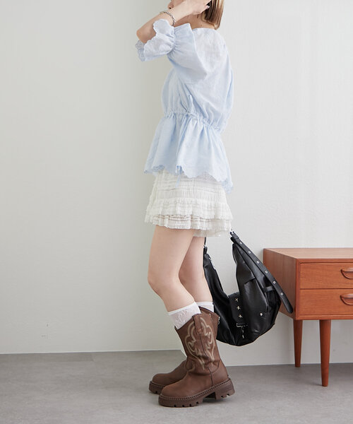 w closet（ダブルクローゼット）の「フリルミニショートパンツ（その他パンツ・レディース・オフホワイト/ブラック・FREE）」の6枚目の写真