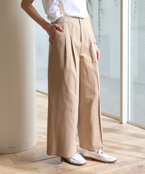 Rouge vif Anna(ルージュヴィフアンナ)の「サスペンダーワイドタックパンツ(その他パンツ・レディース・アイボリー/ブラック/ベージュ・36/38)」の7枚目の写真