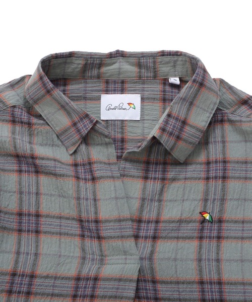 Arnold Palmer（アーノルドパーマー）の「スキッパー チェック 7分袖 ブラウス（シャツ/ブラウス・レディース・アイボリー/モスグリーン/ネイビー・S/M/L）」の15枚目の写真