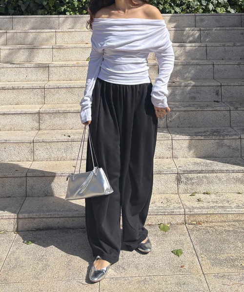 ISOOK（アイスー）の「【ISOOK / アイスー】タック入りバルーンスェットパンツ / ワイド コクーン ルーズ 総ゴム シームデザイン ビックシルエット ユニセックス ノームコア 黒 ブラック グレー ZOZOTOWN限定（スウェットパンツ・レディース・グレー/ブラック・FREE）」の12枚目の写真