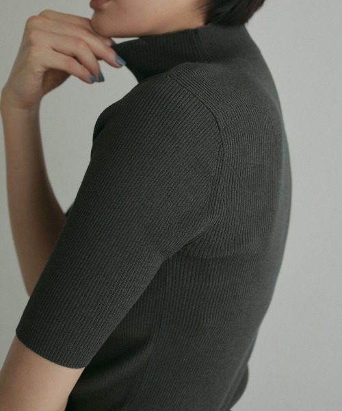 anuke（アンヌーク）の「anuke Halfsleeve Rib Knit 62510521（ニット/セーター・レディース・ブラック/オフホワイト/チャコールグレー・FREE）」の4枚目の写真