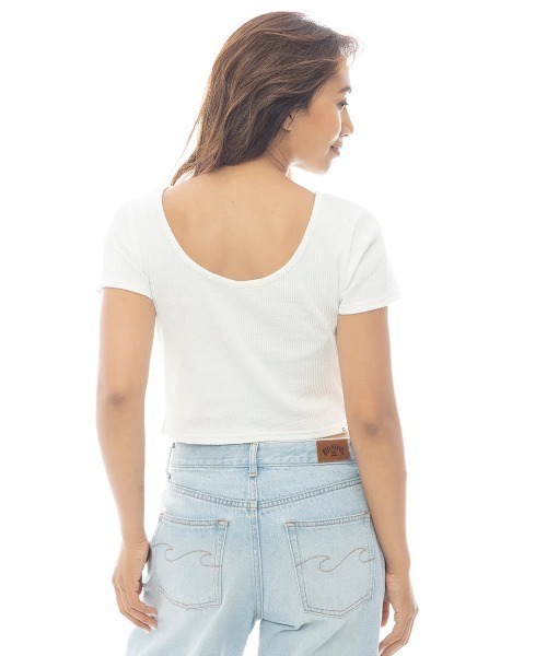 BILLABONG(ビラボン)の「BILLABONG レディース 2WAY BABY FIT TEE Tシャツ 【2025年春夏モデル】/ビラボン2WAYショート丈半袖Tシャツ(Tシャツ/カットソー・レディース・ホワイト/ブラック/オレンジ系その他・MEDIUM)」の15枚目の写真