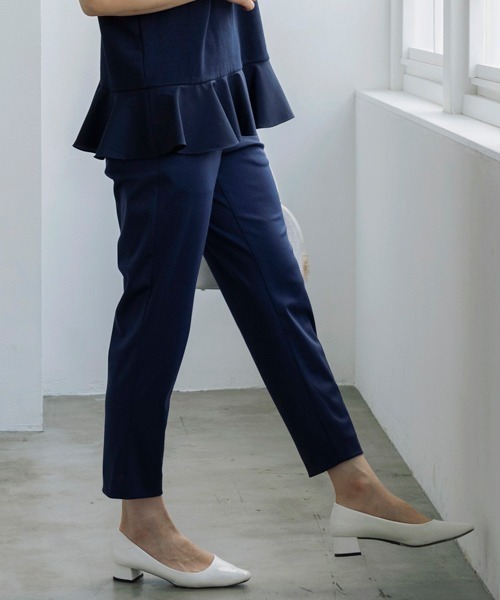 Sono(ソーノ)の「【SONO/ソーノ】【PLUVIOPHILE COL.】コンフォートテーパードパンツ-Rainy day-(その他パンツ・レディース・ネイビー/ブラック・1/2)」の4枚目の写真