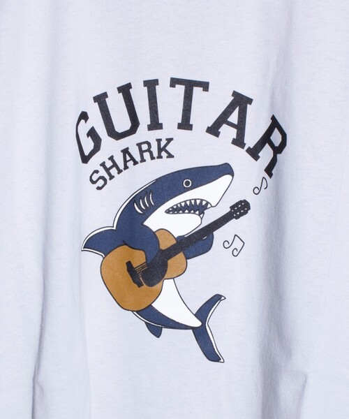 FREDY MAC（フレディーマック）の「【FREDYMAC/フレディマック】GUITAR SHARK オリジナルボディ プリントTシャツ（Tシャツ/カットソー・メンズ・アッシュグレー/ホワイト・L/M/S）」の4枚目の写真