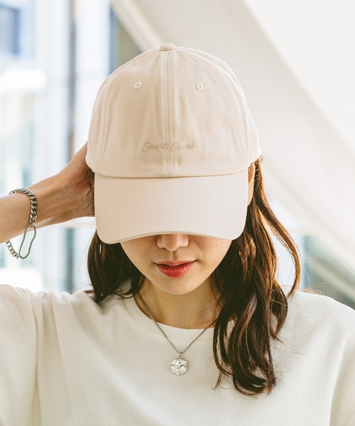 GLOBAL WORK(グローバルワーク)の「UVカット刺繍ロゴキャップ/323442(キャップ・レディース・ネイビー/ダークブルー/ブラック/ベージュ/オフホワイト・FREE)」の1枚目の写真