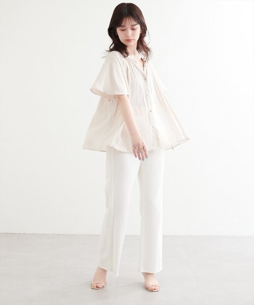 natural couture（ナチュラルクチュール）の「とろみサテンフレア袖ギャザーブラウス（シャツ/ブラウス・レディース・ライトグレー/ピンク/ラベンダー/ピンクベージュ/サックスブルー/アイボリー/チャコールグレー・FREE）」の11枚目の写真