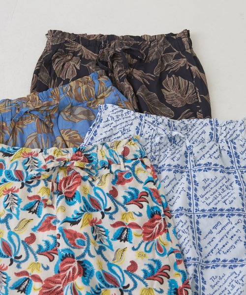 CUBE SUGAR（キューブシュガー）の「インドコットン総柄プリントギャザーパンツ（その他パンツ・レディース・ブルー系その他/ブラック系その他/ホワイト×ブルー/カラフル・M）」の11枚目の写真