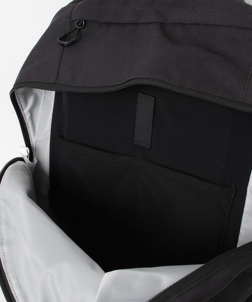 CMF OUTDOOR GARMENT(シーエムエフアウトドアガーメント)の「CMF OUTDOOR GARMENT/シーエムエフ WEEKPACKERZ SMOOTH NYLON(バックパック/リュック・メンズ・ネイビー/ブラック・F)」の8枚目の写真