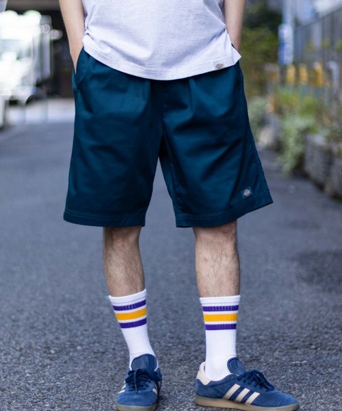 Dickies（ディッキーズ）の「【別注】Dickies ツイルハーフパンツ/ショートパンツ（デニムパンツ・メンズ・ブルー系/ベージュ/ライトグレー/グリーン/ブラック/ブルーグリーン/チャコールグレー/ネイビー系・S/M/L/XL/XXL）」の6枚目の写真