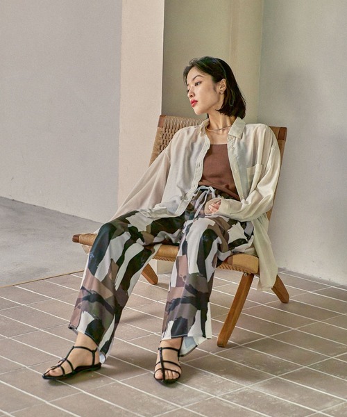 LEPSIM（レプシィム）の「シアー長袖シャツ　497152（シャツ/ブラウス・レディース・オフホワイト/ブルー/ブラック/ピンク/アイボリー/ブラウン・FREE）」の18枚目の写真