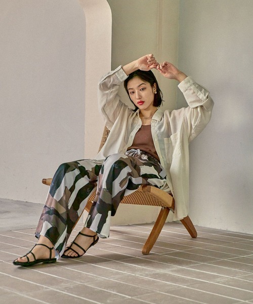 LEPSIM（レプシィム）の「シアー長袖シャツ　497152（シャツ/ブラウス・レディース・オフホワイト/ブルー/ブラック/ピンク/アイボリー/ブラウン・FREE）」の19枚目の写真