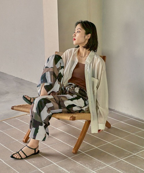 LEPSIM（レプシィム）の「シアー長袖シャツ　497152（シャツ/ブラウス・レディース・オフホワイト/ブルー/ブラック/ピンク/アイボリー/ブラウン・FREE）」の20枚目の写真