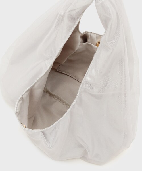 OPAQUE.CLIP（オペークドットクリップ）の「チュールレイヤードミドルショルダーバッグ（ショルダーバッグ・レディース・ピンク系/ブラック/シルバー・00）」の16枚目の写真