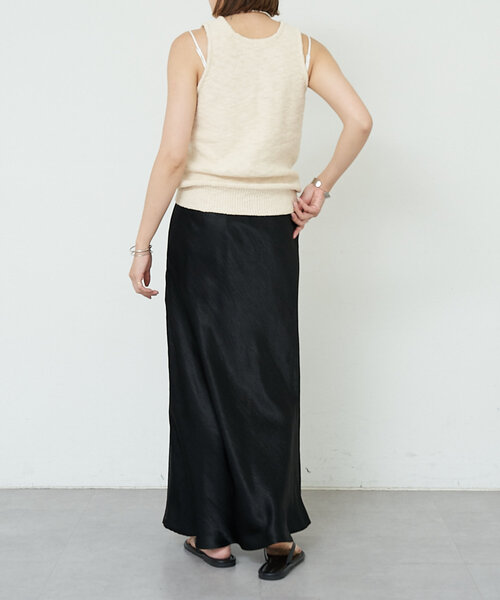 美シルエット》アセテートサテンロングスカート（スカート）｜SHENERY  