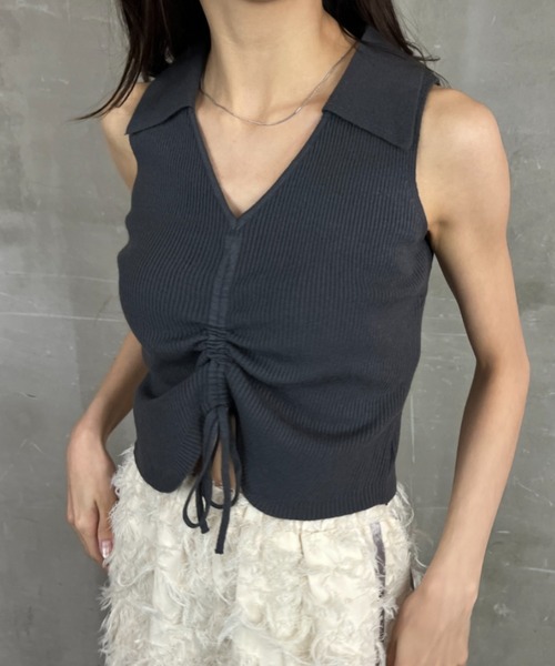 tolene(トレネ)の「フロントシャーリングノースリーブポロニット(ニット/セーター・レディース・ブラック/ホワイト/チャコール・FREE)」の17枚目の写真
