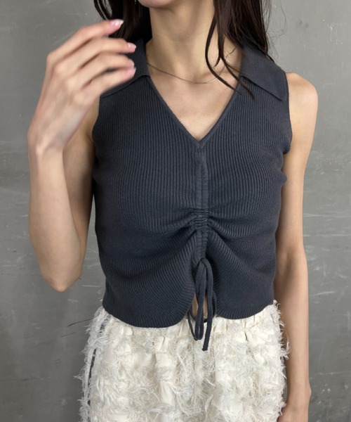 tolene(トレネ)の「フロントシャーリングノースリーブポロニット(ニット/セーター・レディース・ブラック/ホワイト/チャコール・FREE)」の20枚目の写真