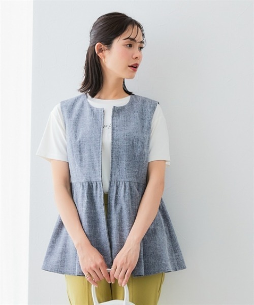 7days Life Styling（セブンデイズライフスタイリング）の「洗える麻調合繊ペプラムジレ（接触冷感・防しわ・ストレッチ・UVカット）（ベスト・レディース・ベージュ系/ネイビー系・S/M/L/LL）」の9枚目の写真