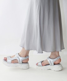 Fin（フィン）の「パデッド厚底スポーツサンダル【低反発スポンジ入り】（サンダル）」