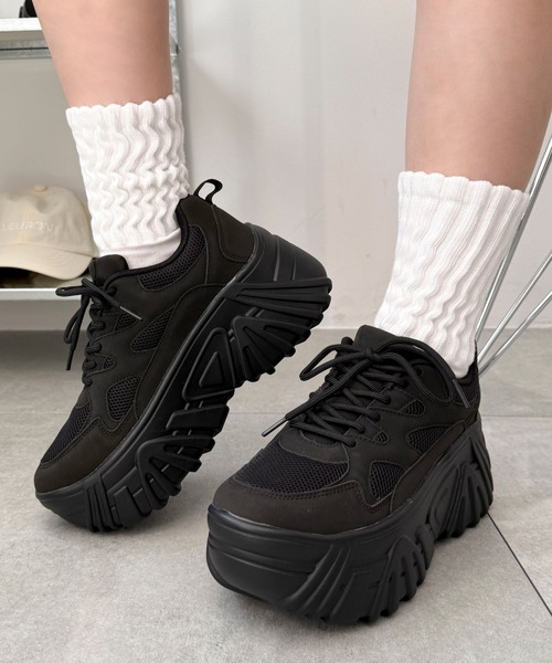 WEGO（ウィゴー）の「WEGO/ボリュームスニーカー（スニーカー・レディース・ホワイト/キャメル/シルバー/ブラック・MEDIUM/LARGE/SMALL）」の14枚目の写真