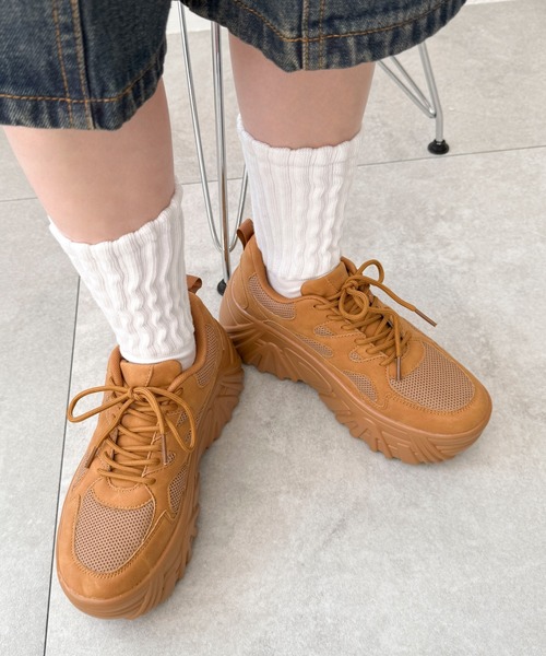 WEGO（ウィゴー）の「WEGO/ボリュームスニーカー（スニーカー・レディース・ホワイト/キャメル/シルバー/ブラック・MEDIUM/LARGE/SMALL）」の17枚目の写真