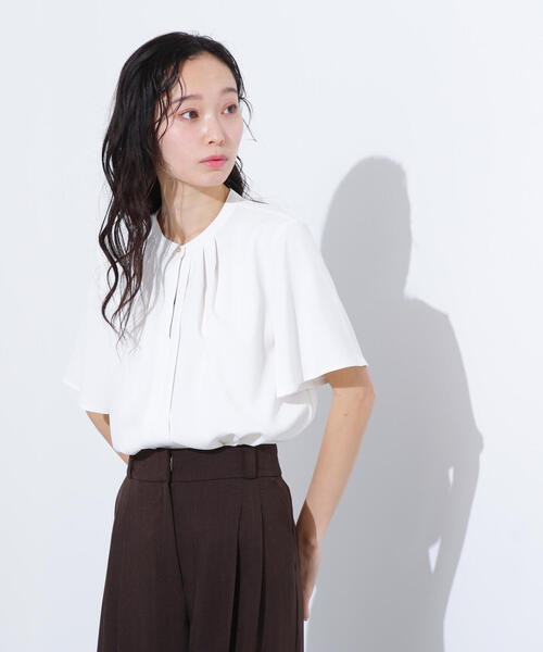N.（N. Natural Beauty Basic）（エヌエヌナチュラルビューティーベーシック）の「フロントタックフレアスリーブブラウス（シャツ/ブラウス・レディース・ライトベージュ/オフホワイト/ブルー・MEDIUM）」の20枚目の写真