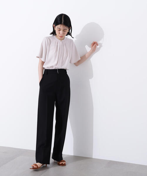 N.（N. Natural Beauty Basic）（エヌエヌナチュラルビューティーベーシック）の「フロントタックフレアスリーブブラウス（シャツ/ブラウス・レディース・ライトベージュ/オフホワイト/ブルー・MEDIUM）」の14枚目の写真