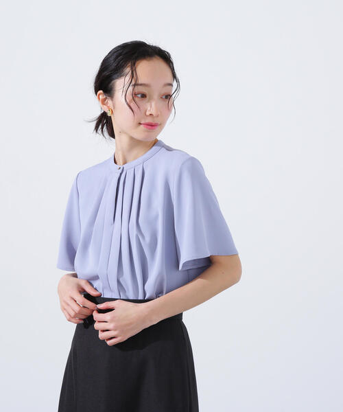 N.（N. Natural Beauty Basic）（エヌエヌナチュラルビューティーベーシック）の「フロントタックフレアスリーブブラウス（シャツ/ブラウス・レディース・ライトベージュ/オフホワイト/ブルー・MEDIUM）」の16枚目の写真