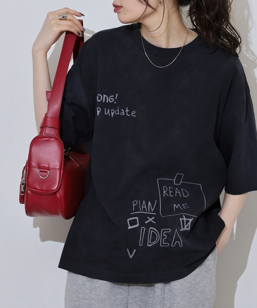 many men many mind(メニーメンメニーマインド)の「MANYMENMANYMINDS 古着風 半袖Tシャツ ピグメント スプレー加工 プリント 刺繍(Tシャツ/カットソー・メンズ・ブラック系1/アイボリー系1/アイボリー系/ブラック/ブラック系/アイボリー・L/XL/M)」の4枚目の写真