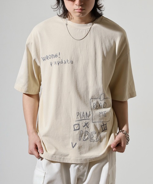 many men many mind(メニーメンメニーマインド)の「MANYMENMANYMINDS 古着風 半袖Tシャツ ピグメント スプレー加工 プリント 刺繍(Tシャツ/カットソー・メンズ・ブラック系1/アイボリー系1/アイボリー系/ブラック/ブラック系/アイボリー・L/XL/M)」の10枚目の写真