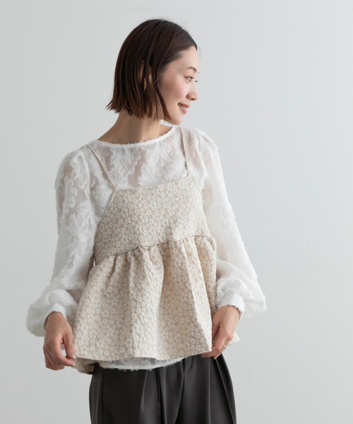 Lunea(ルネア)の「2way花柄ジャガードぺプラムビスチェ/キャミソール(キャミソール・レディース・グレー/ブラック/ライトブルー/ベージュ/ホワイト・FREE)」の6枚目の写真