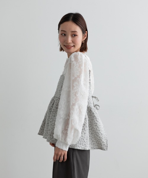 Lunea(ルネア)の「2way花柄ジャガードぺプラムビスチェ/キャミソール(キャミソール・レディース・グレー/ブラック/ライトブルー/ベージュ/ホワイト・FREE)」の9枚目の写真